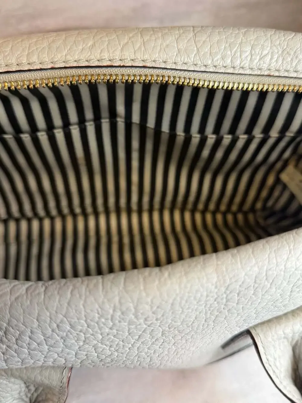 kate spade gray pebbled